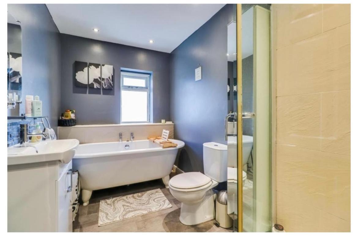 Villa House Of Kaima - 6 Bed Detached Dewsbury Esterno foto