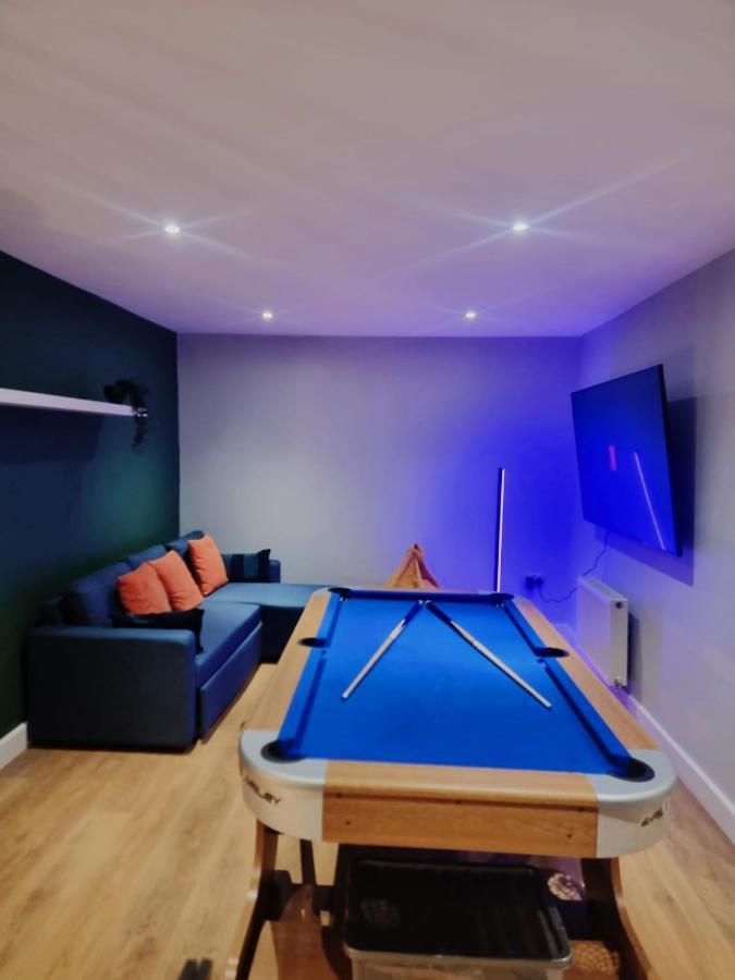 Villa House Of Kaima - 6 Bed Detached Dewsbury Esterno foto