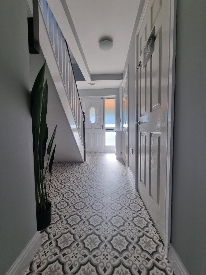 Villa House Of Kaima - 6 Bed Detached Dewsbury Esterno foto