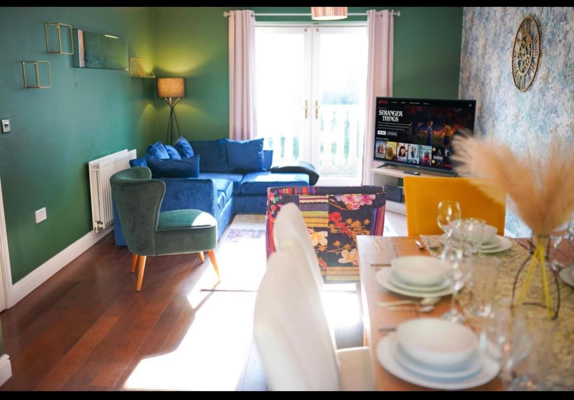 Villa House Of Kaima - 6 Bed Detached Dewsbury Esterno foto
